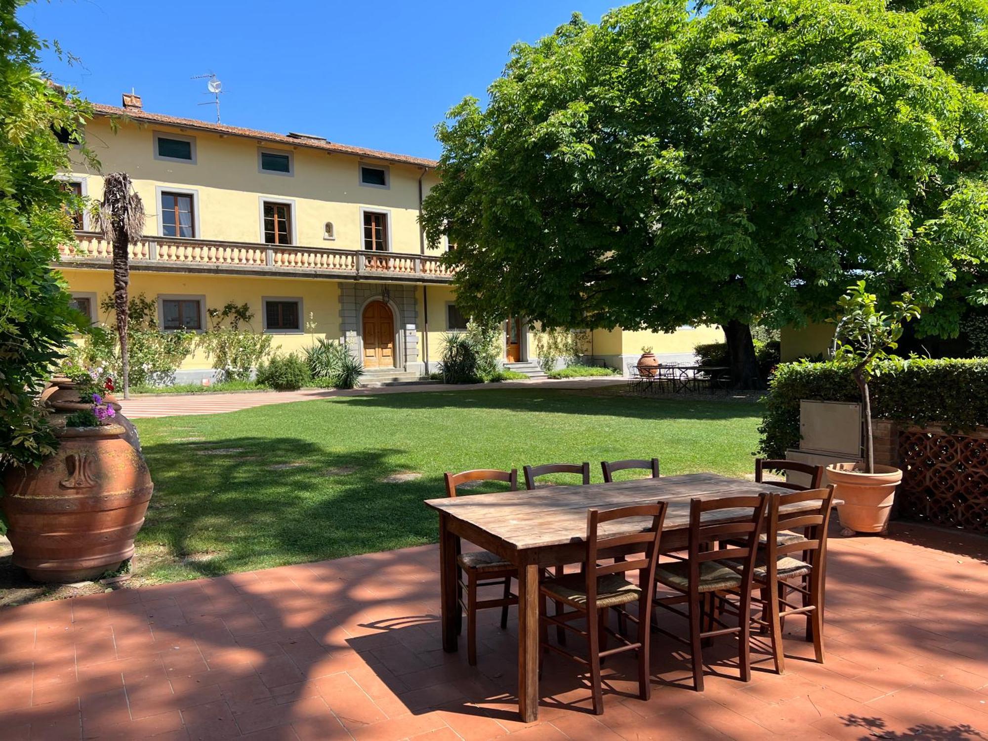 Agriturismo Bio Fattoria Bacio Certaldo Exterior photo